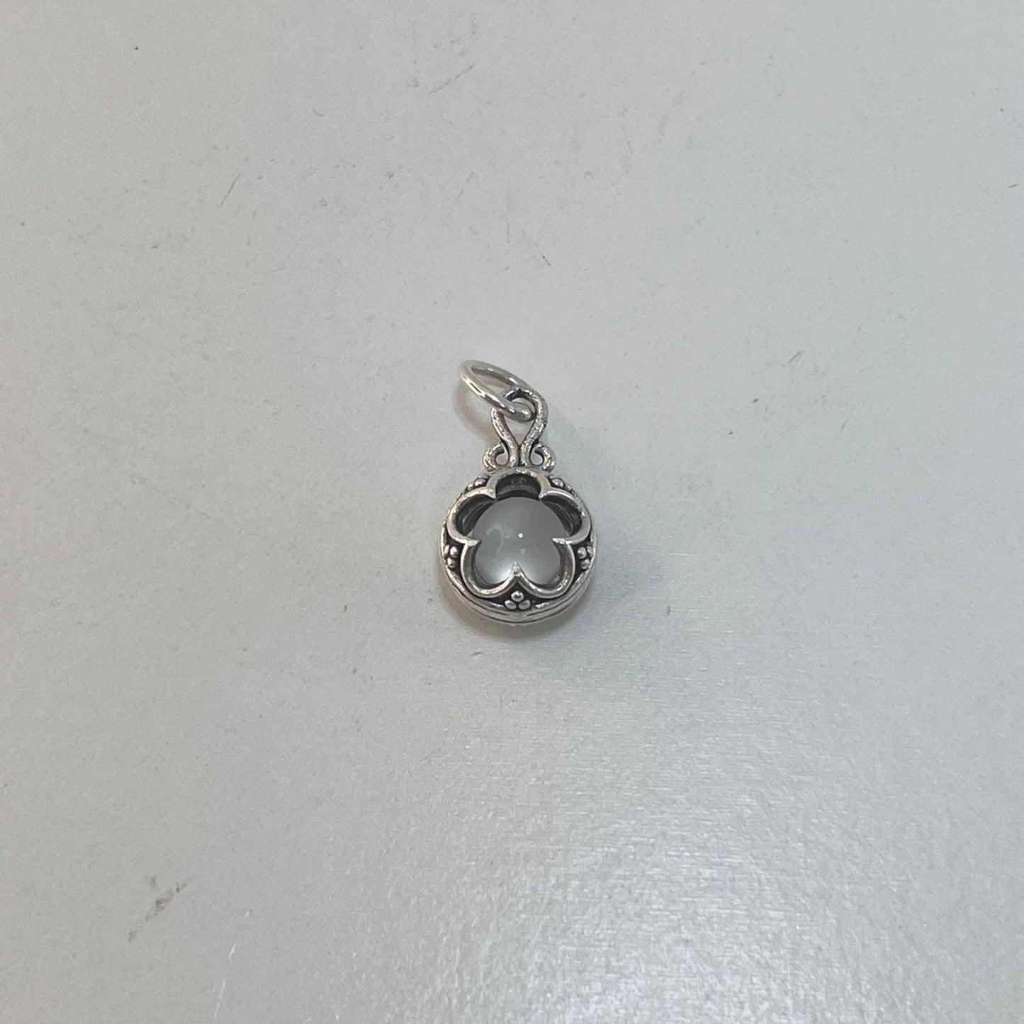 Plata - Colgante Gotland con Cuarzo Blanco