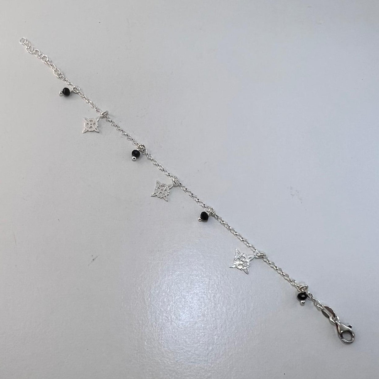 Plata - Pulsera con Nudos de Buja y Onix