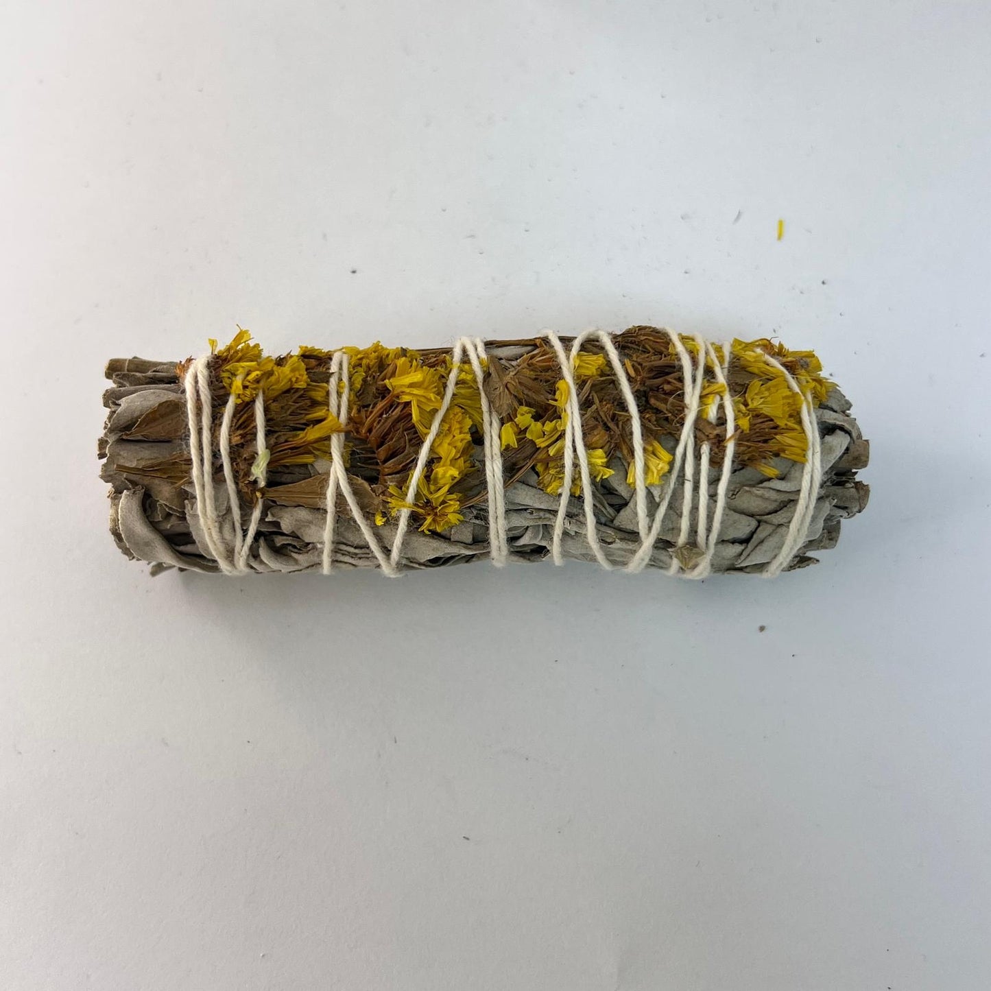 Sahumerio - Atadito de Salvia Blanca con Sinuata Amarilla