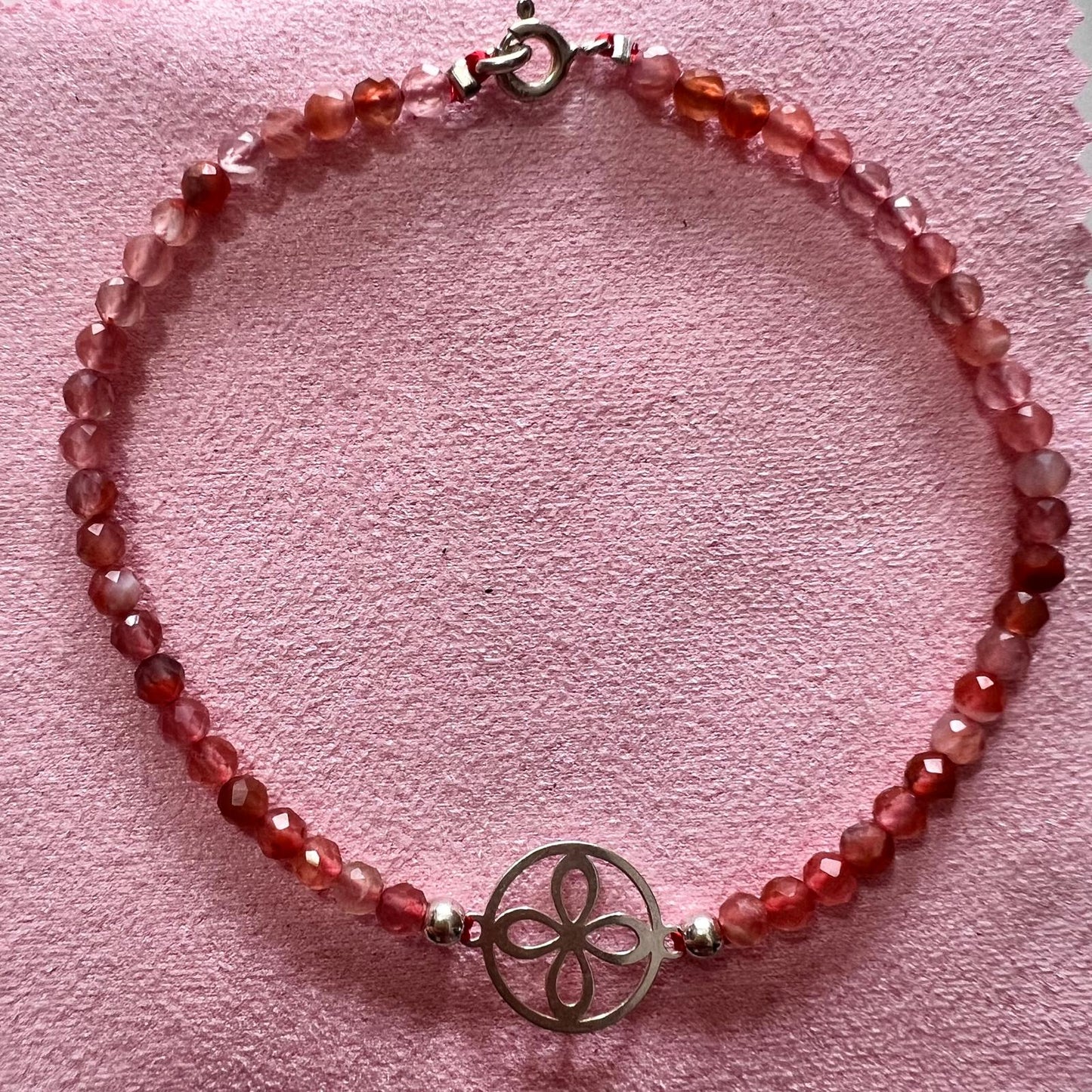 Plata - Pulsera Facetada con Sigilo de la Abundancia