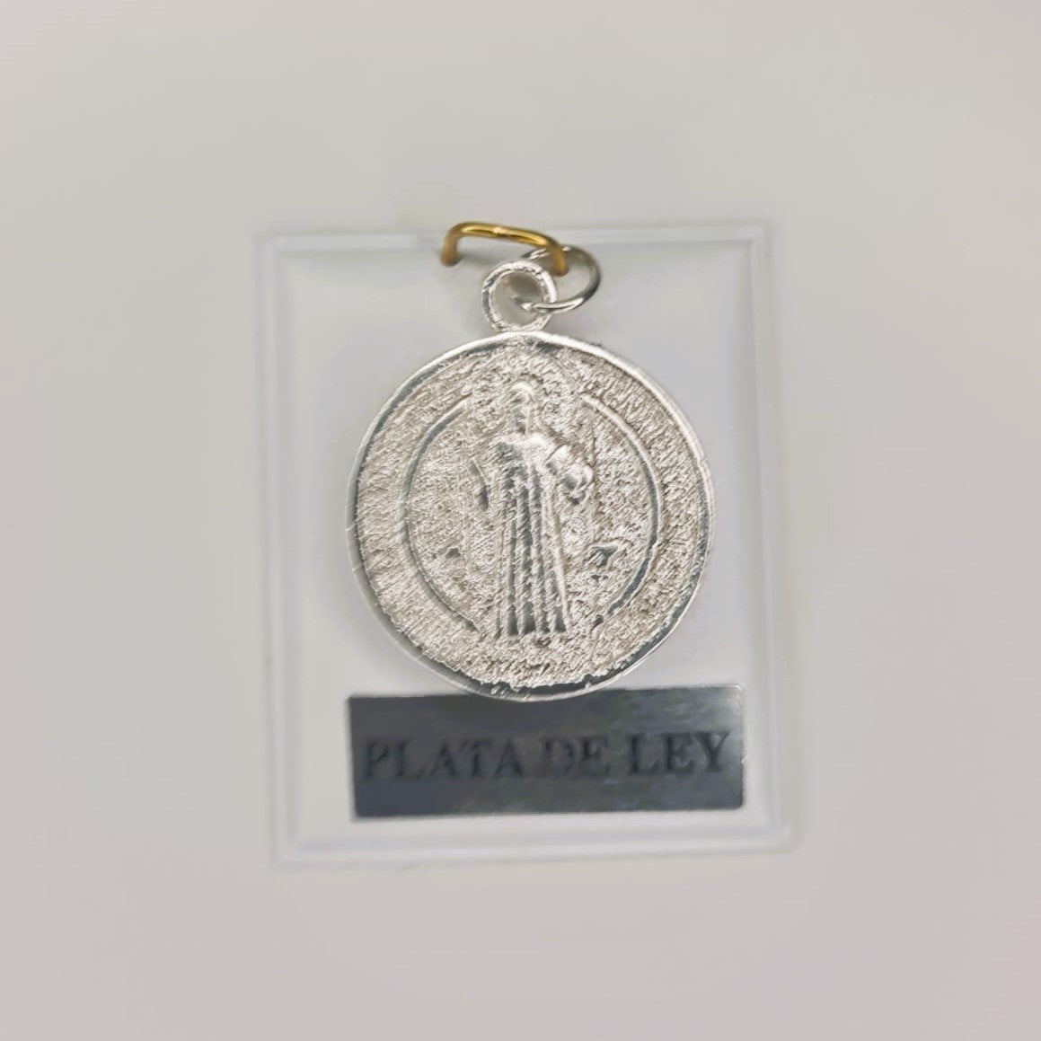 Medalla San Benito en Plata de Ley