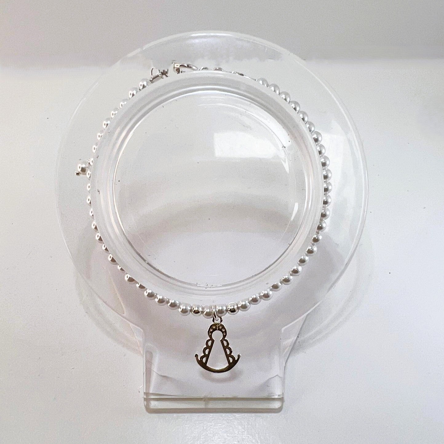Plata - Pulsera de Perlitas con Dije de la Virgen del Rocío