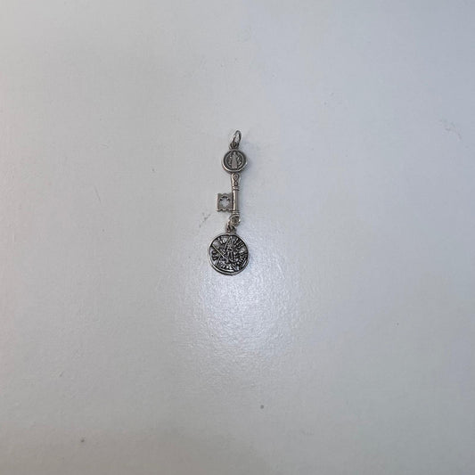 Plata - Colgante LLave de San Benito con Tetragramatón