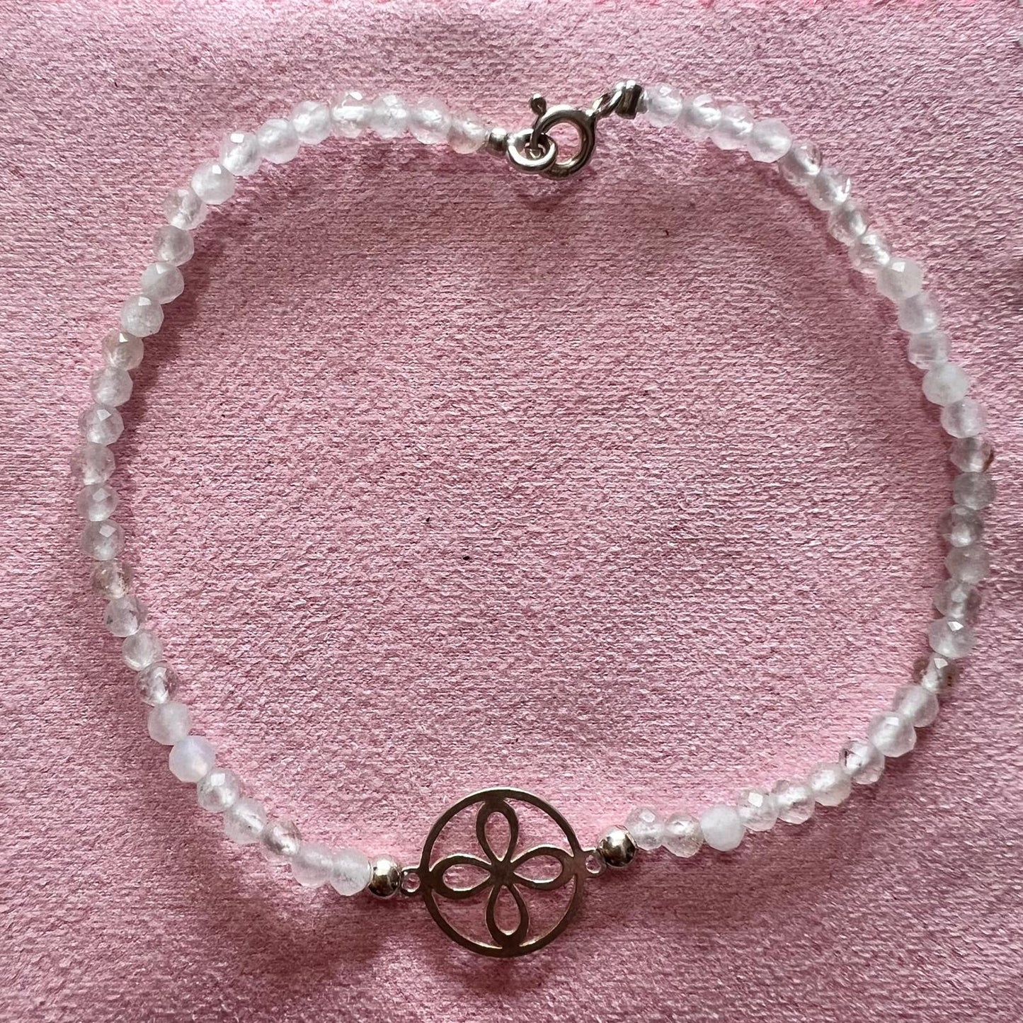 Plata - Pulsera Facetada con Sigilo de la Abundancia